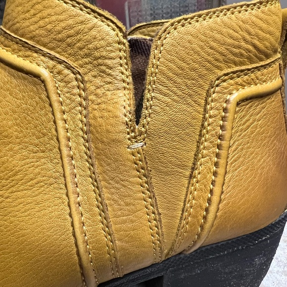 Cobb Hill by Rockport Anisa VCut Leather Ankle Boots 9.5M - Picture 9 of 13